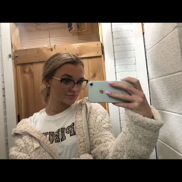 Fuzzy jacket! - Picture 2 of 3